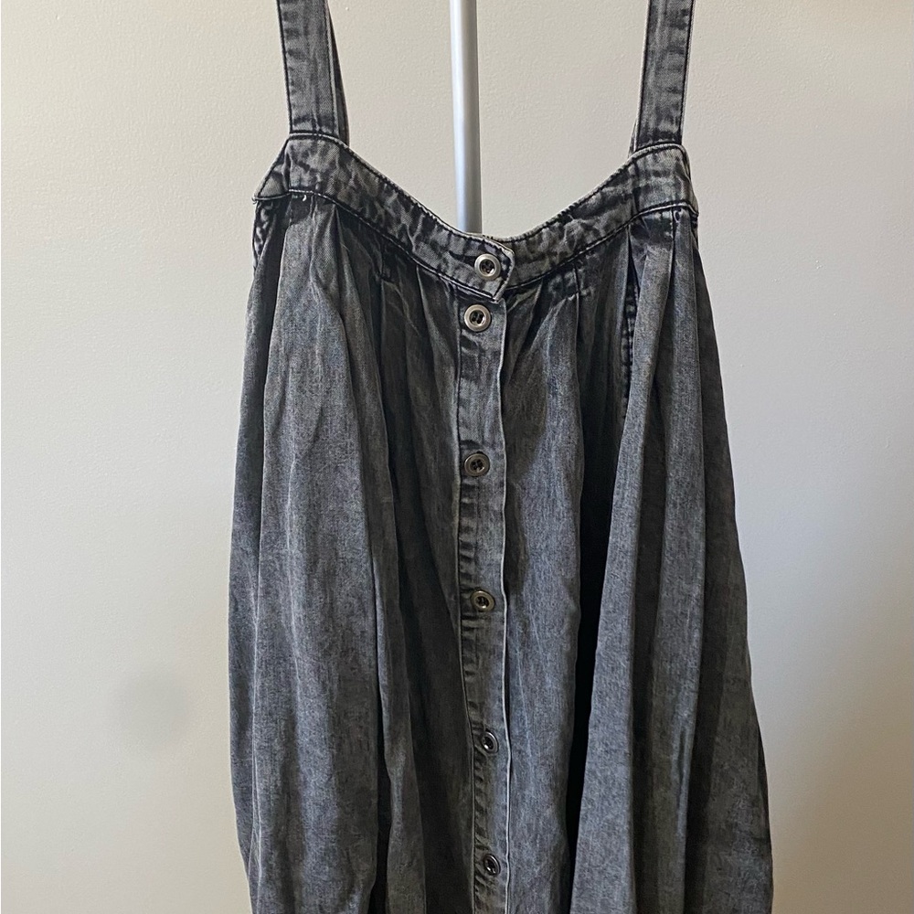Easel Button-Front Flowy Denim Dress – Size Medium - Picture 12 of 12